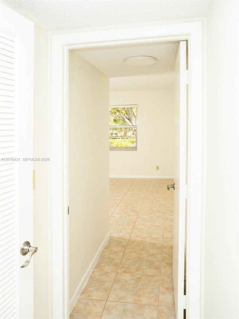 1100 NW 87th Ave, Unit 308, Coral Springs, FL 33071 Photo