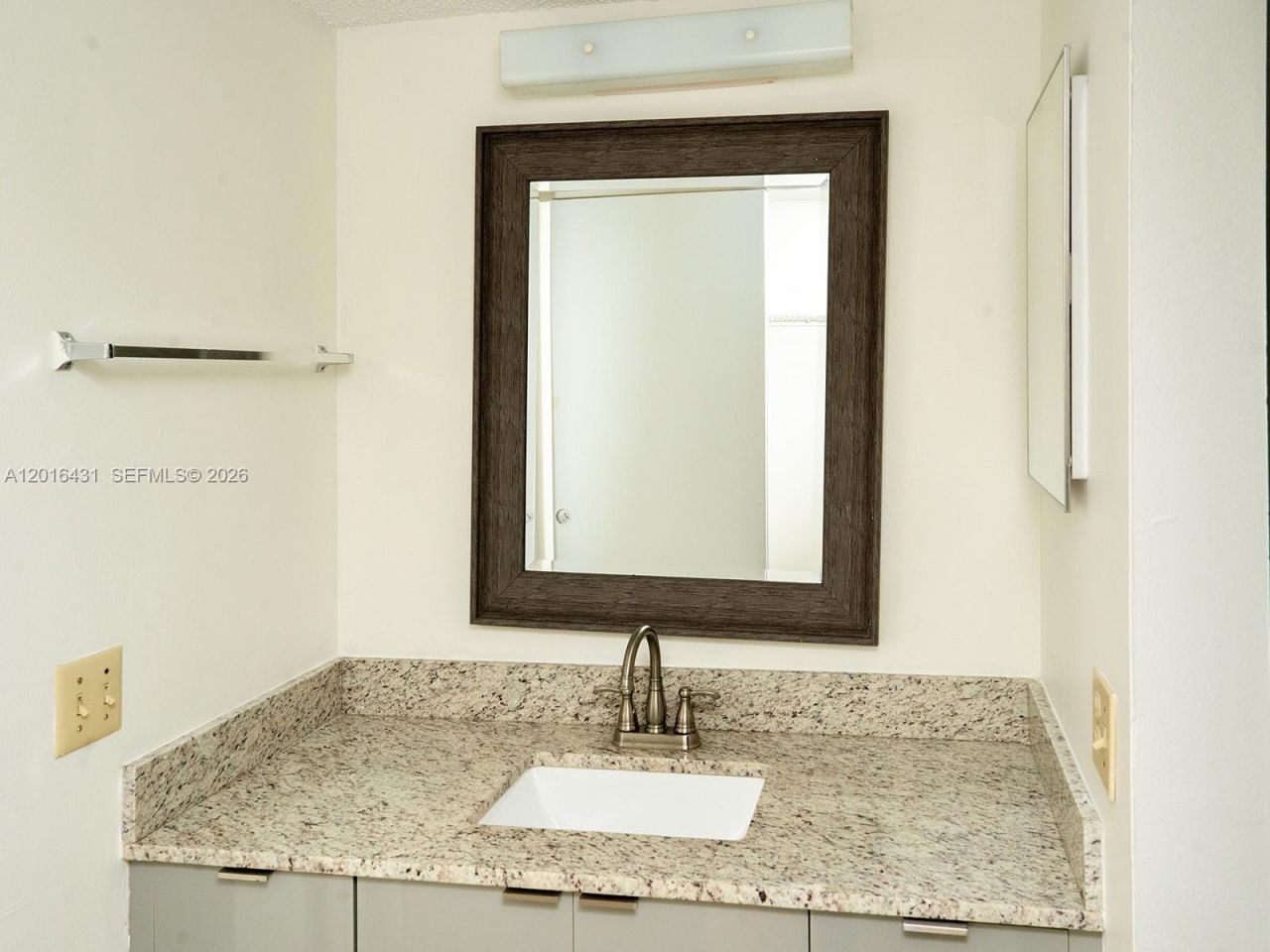 1100 NW 87th Ave, Unit 308, Coral Springs, FL 33071 Photo