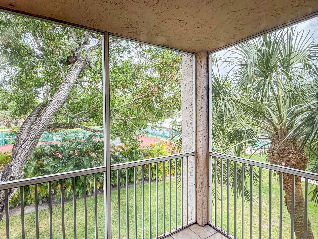 1100 NW 87th Ave, Unit 308, Coral Springs, FL 33071 Photo
