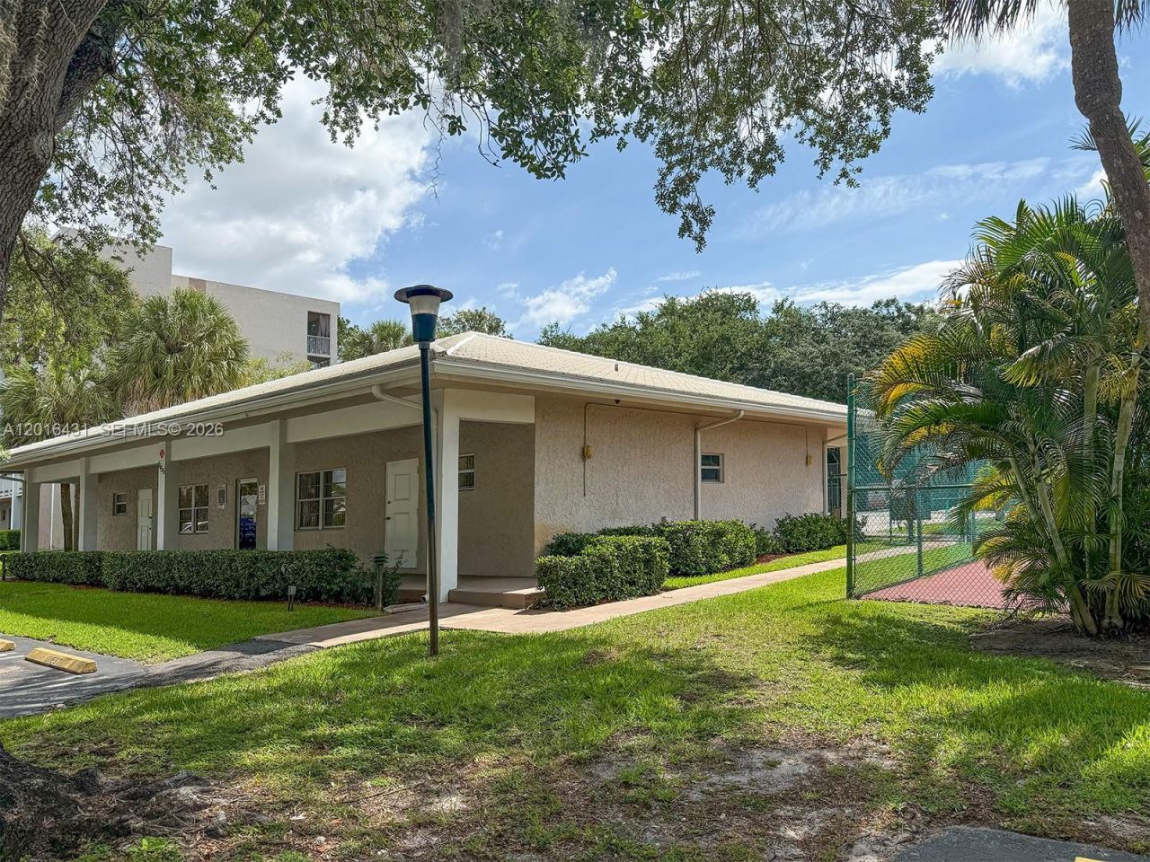1100 NW 87th Ave, Unit 308, Coral Springs, FL 33071 Photo