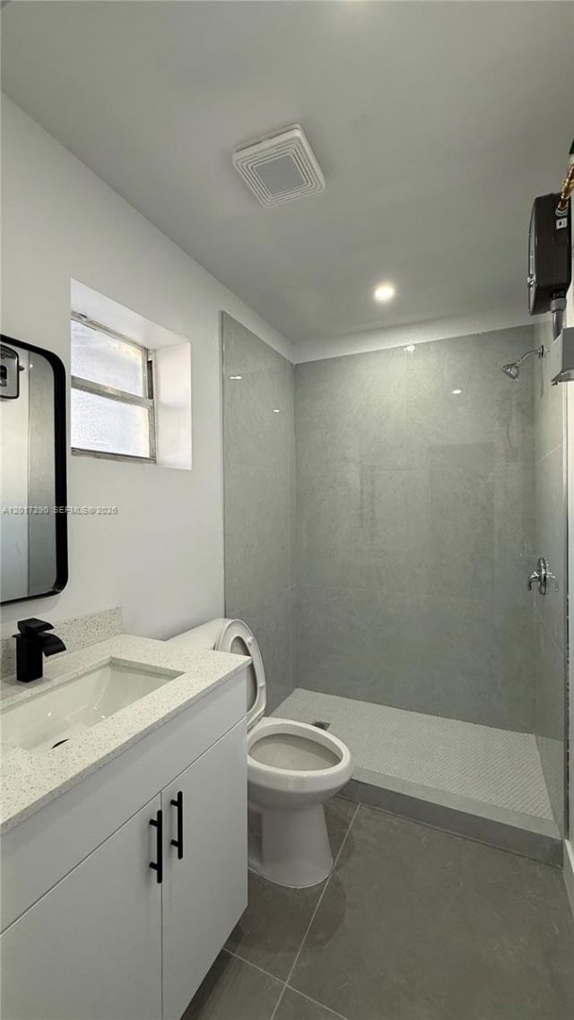 211 SW 10th Ave , Unit 2, Miami, FL 33130 Photo