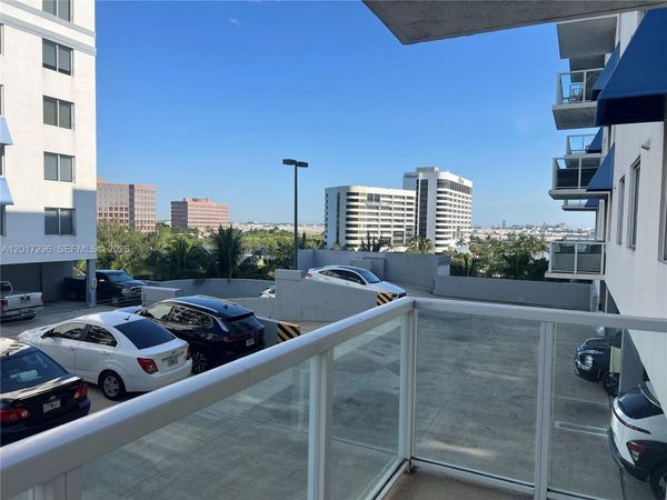 5091 NW 7th St , Unit 706, Miami, FL 33126