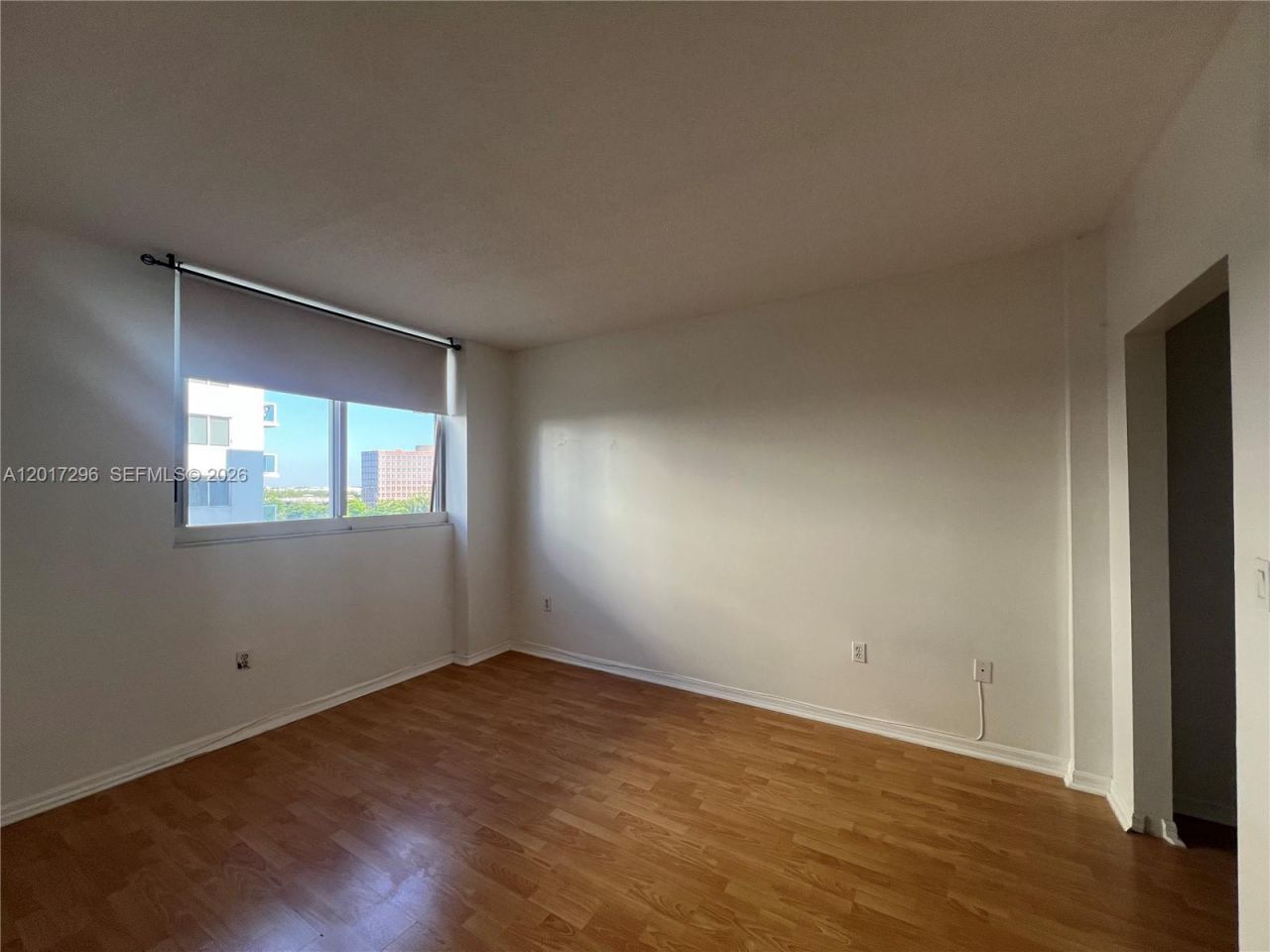 5091 NW 7th St , Unit 706, Miami, FL 33126 Photo