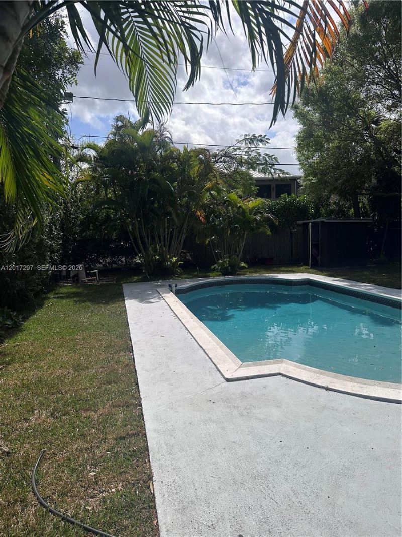 200 SE 19th St , Fort Lauderdale, FL 33316 Photo