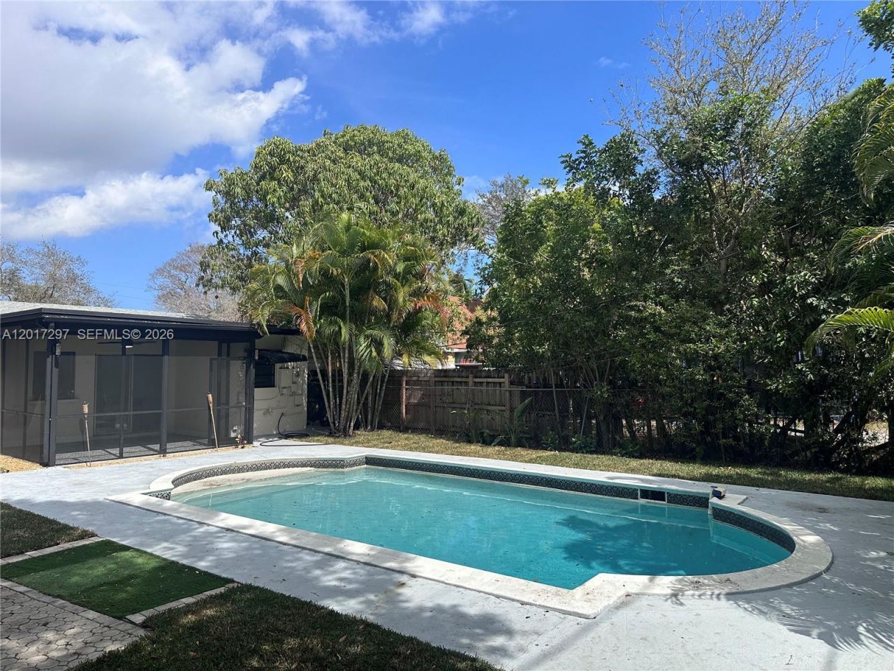 200 SE 19th St , Fort Lauderdale, FL 33316 Photo