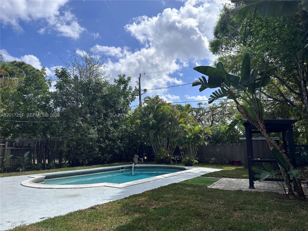 200 SE 19th St , Fort Lauderdale, FL 33316 Photo