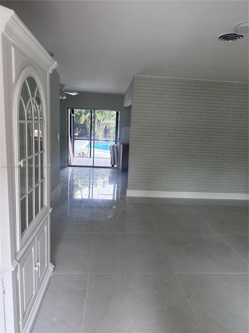 200 SE 19th St , Fort Lauderdale, FL 33316 Photo