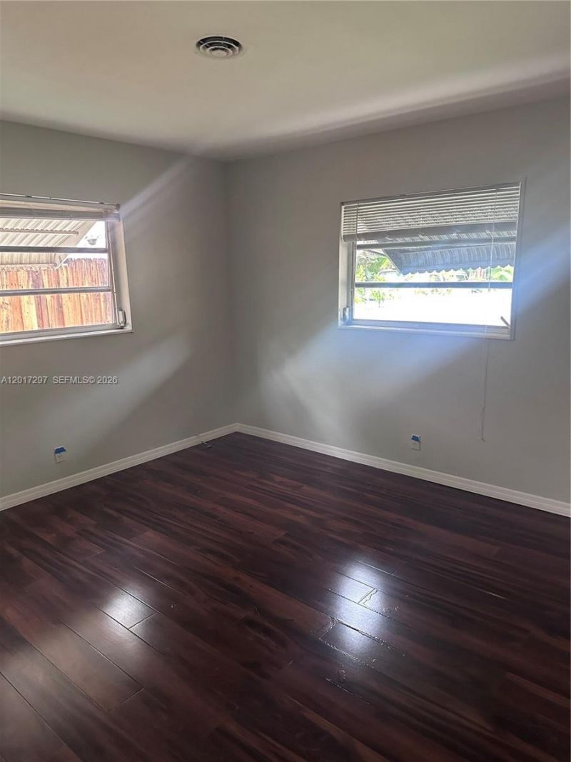 200 SE 19th St , Fort Lauderdale, FL 33316 Photo