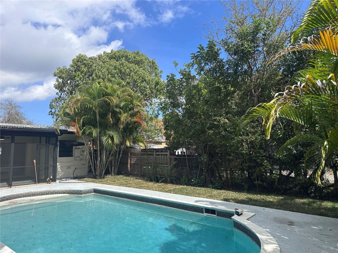 200 SE 19th St , Fort Lauderdale, FL 33316 Photo