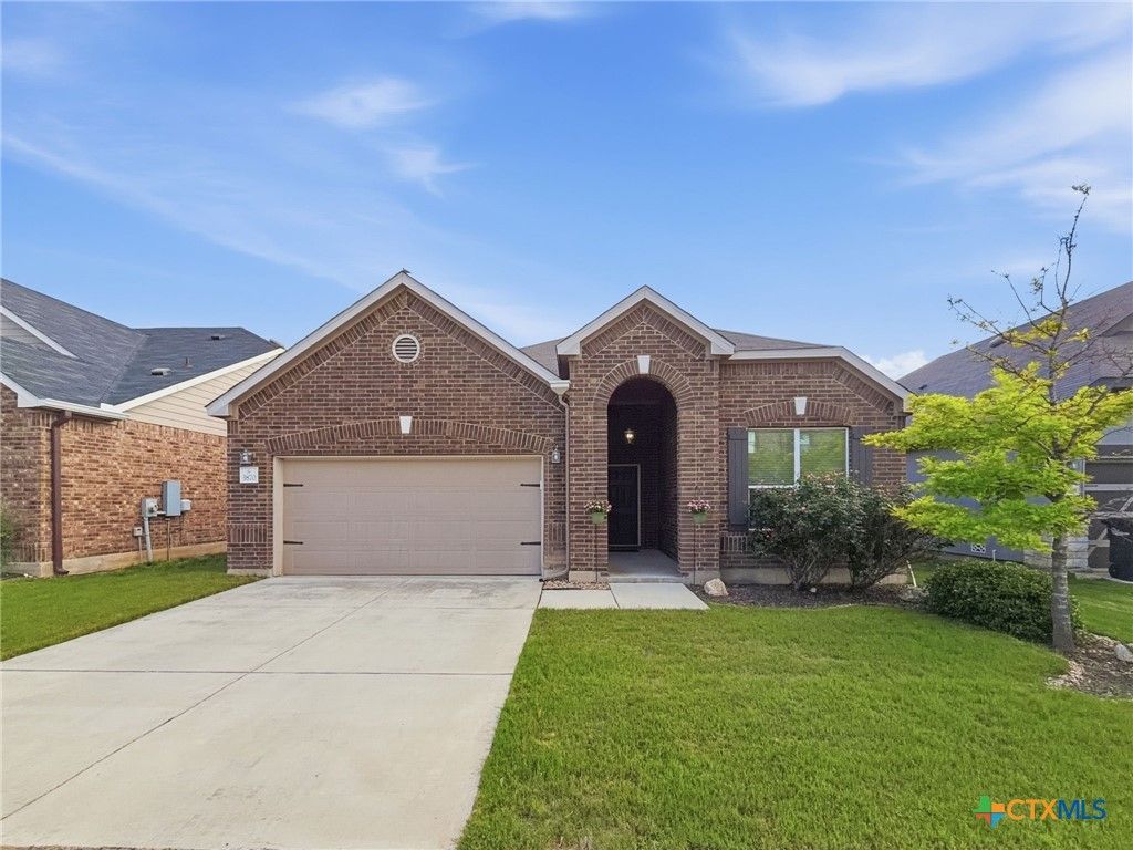 3870 Legend Hill, New Braunfels, TX 78130 Main Photo