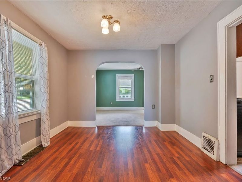 198 Stratford Avenue, Wadsworth, OH 44281 Photo 8