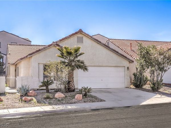 8433 Cinnamon Hill Avenue , Las Vegas, NV 89129