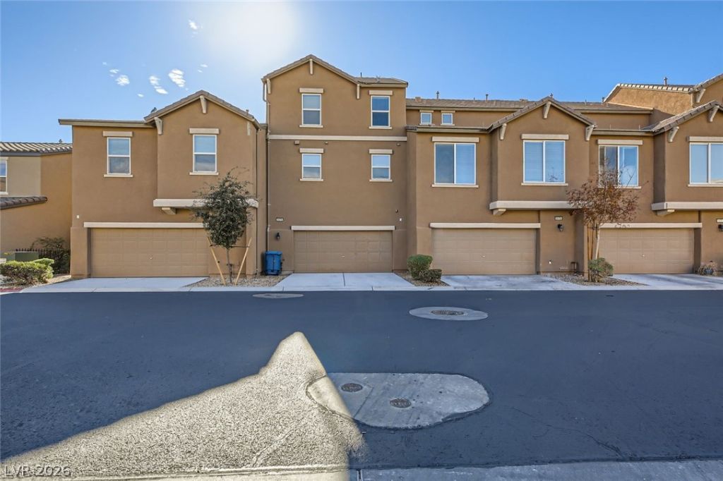 5179 Silica Chalk Avenue Las Vegas, NV 89115