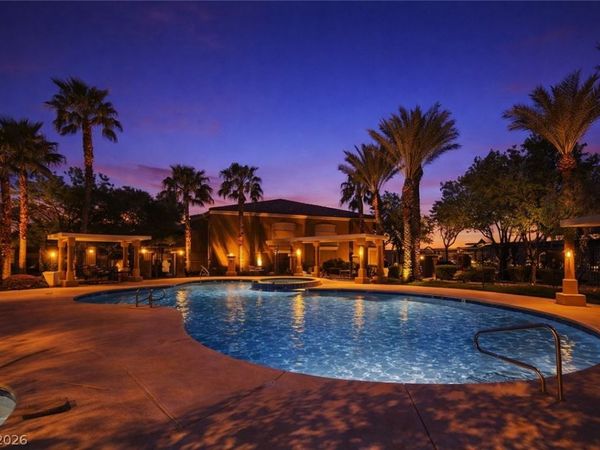 950 Seven Hills Drive , Unit 2824, Henderson, NV 89052