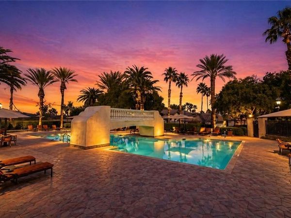 2050 W Warm Springs Road, Unit 2422, Henderson, NV 89014