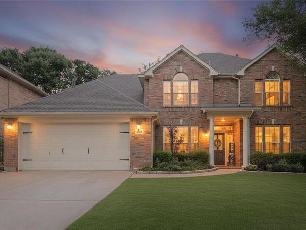 2014 Marie Weldon Lane, Arlington, TX 76001