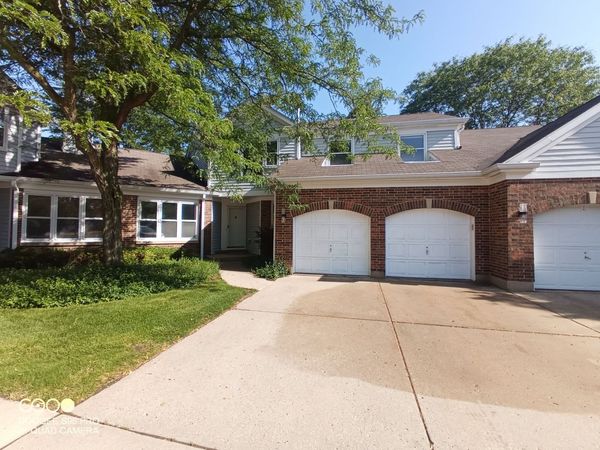 2544 live oak Lane, Buffalo Grove, IL 60089