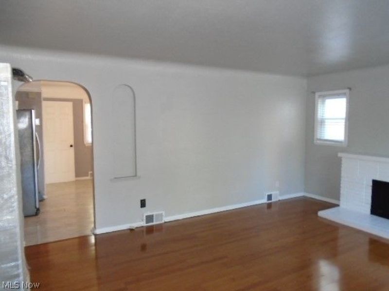 18909 Pawnee Avenue, Cleveland, OH 44119 Photo 11