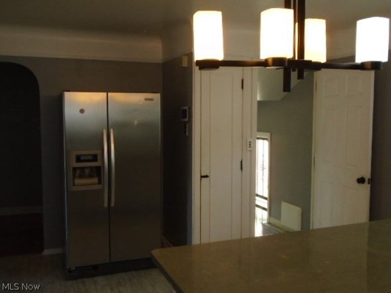 18909 Pawnee Avenue, Cleveland, OH 44119 Photo 14
