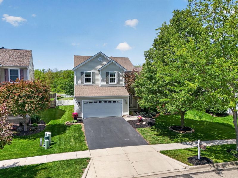 2037 Fawn Meadow Drive , Marysville, OH 43040 Photo 2
