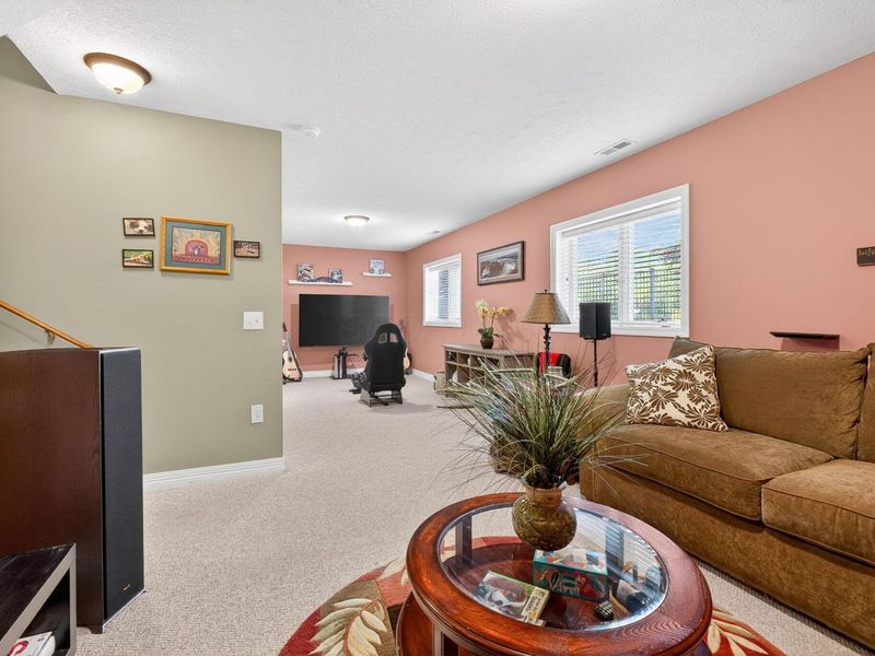 2037 Fawn Meadow Drive , Marysville, OH 43040 Photo 47