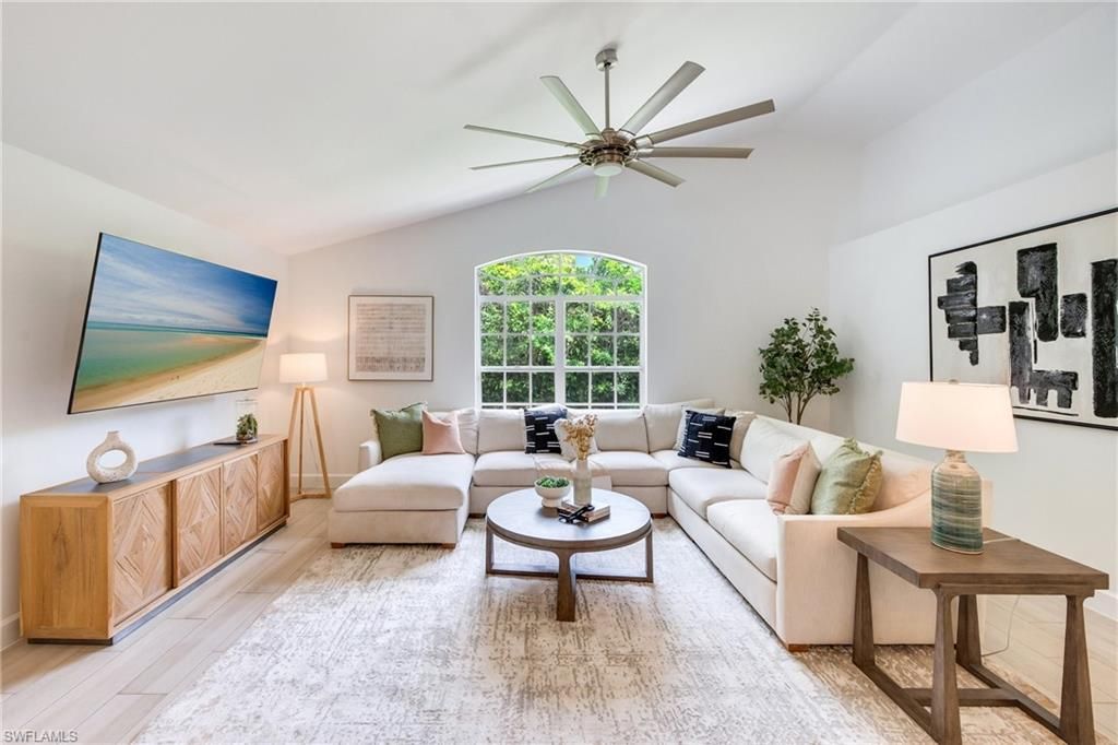 8058 Vera Cruz Way , Naples, FL 34109 Photo