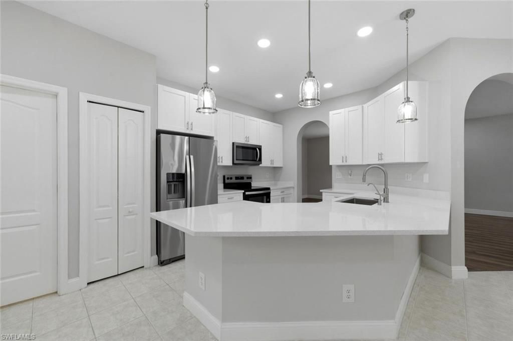 11528 Woodmount Ln , Estero, FL 33928 Photo