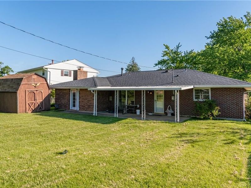 1935 Campus Drive, Fairborn, OH 45324 Photo 10