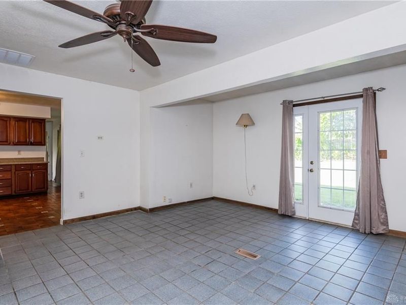 1935 Campus Drive, Fairborn, OH 45324 Photo 35
