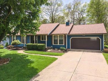 23 Norfolk Dr, Lexington, OH 44904