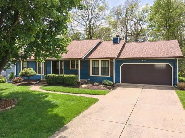 23 Norfolk Dr, Lexington, OH 44904