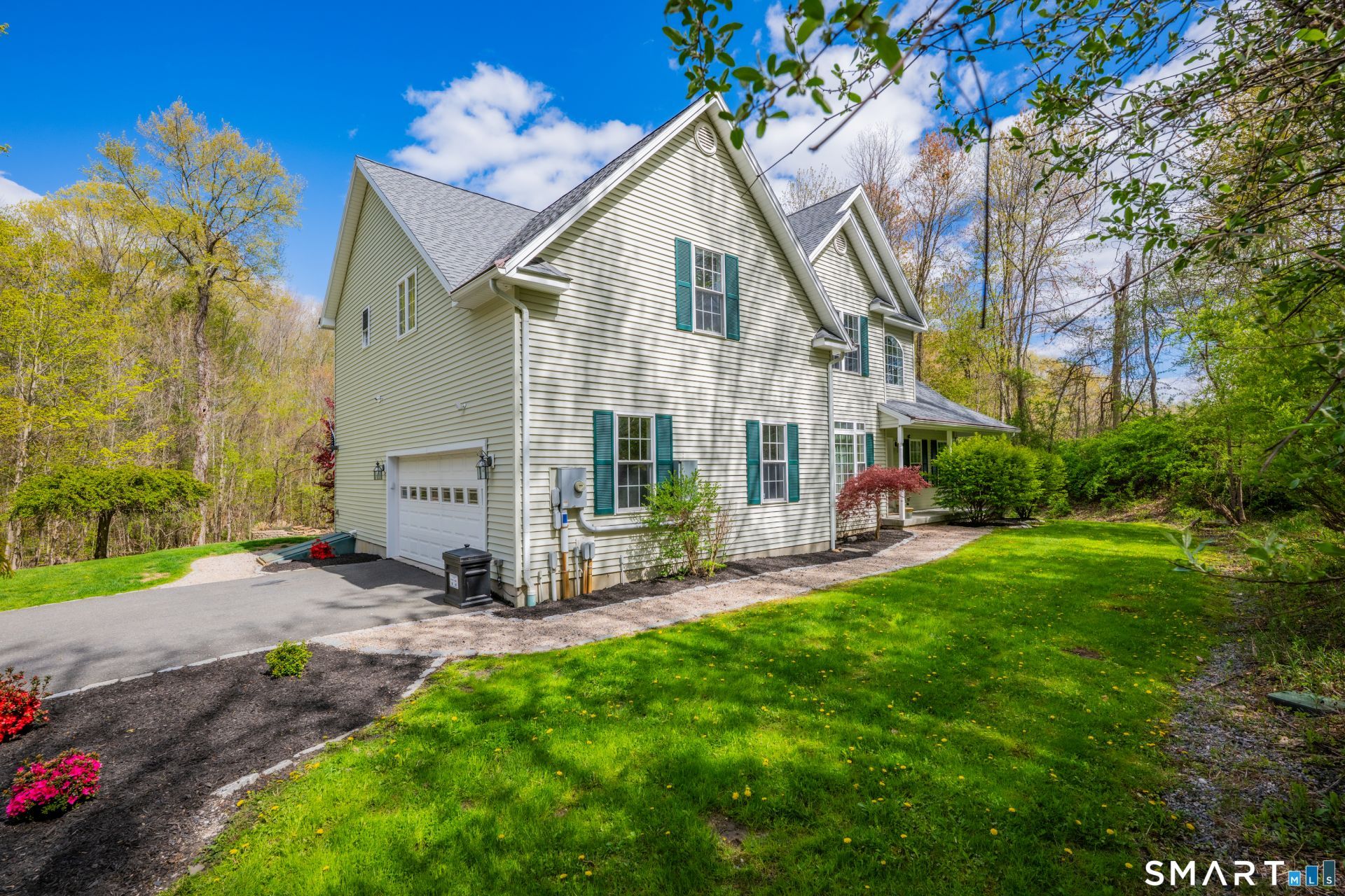 52 Old Farm, Plymouth, CT 06786 Main Photo
