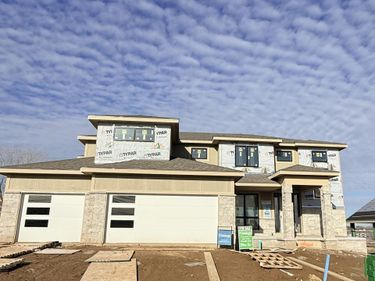 9920 Laramie Street , Papillion, NE 68046
