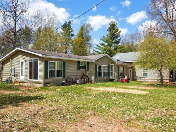 5948 Kniss Road SE, Kalkaska, MI 49646