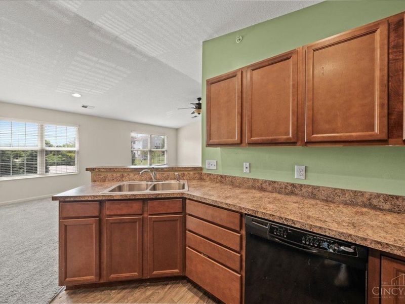 1384 Twin Spires Drive, Batavia Twp, OH 45103 Photo 11