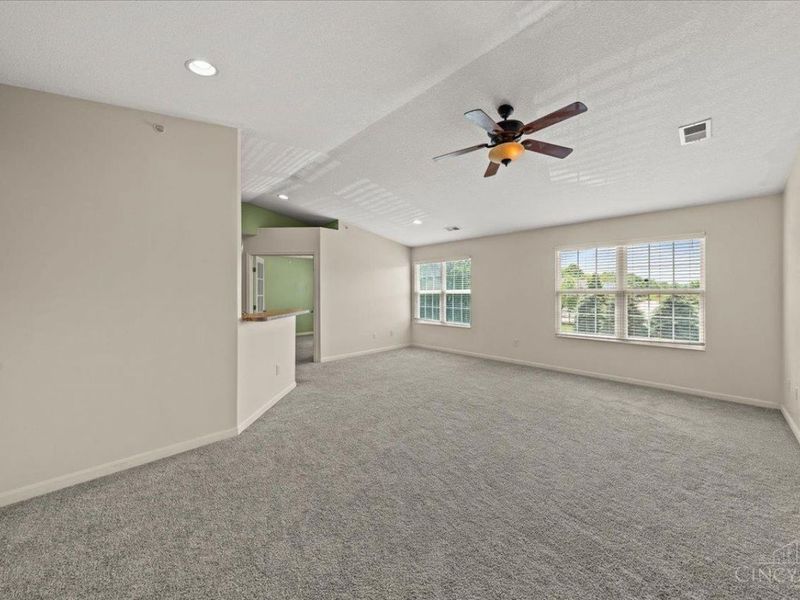 1384 Twin Spires Drive, Batavia Twp, OH 45103 Photo 6