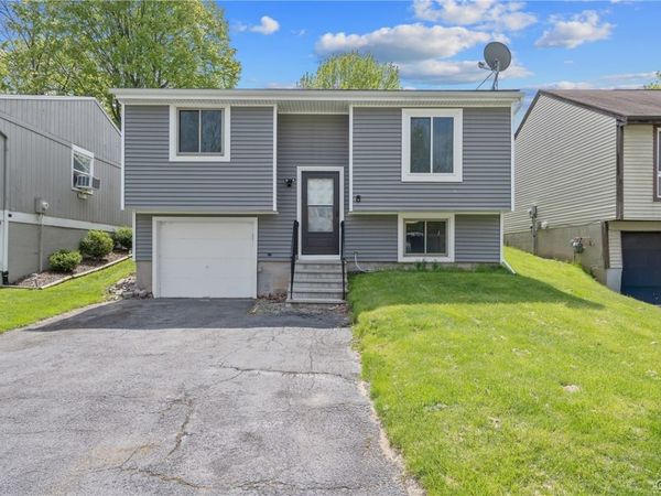 4187 Burningtree Road, Liverpool, NY 13090