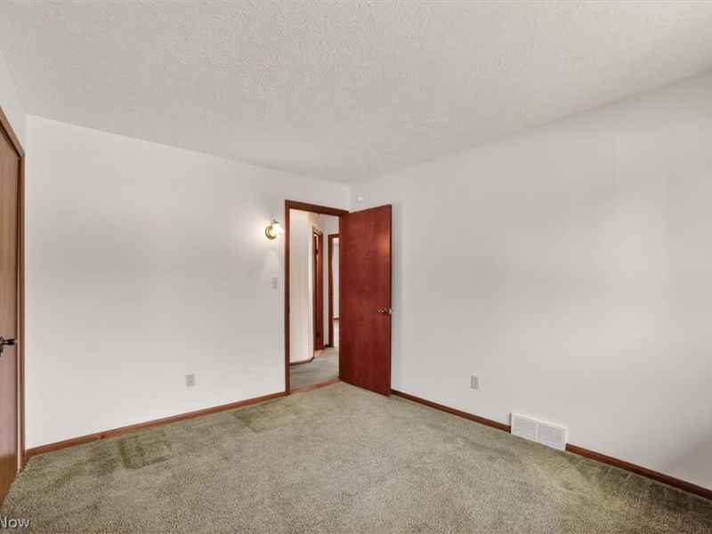 4746 Elizabeth Lane, Brooklyn, OH 44144 Photo 18
