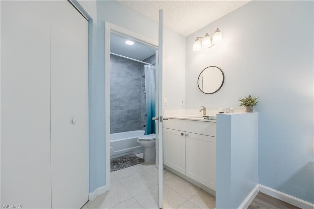 12591 Equestrian Cir, Unit 1207, Fort Myers, FL 33907 Photo
