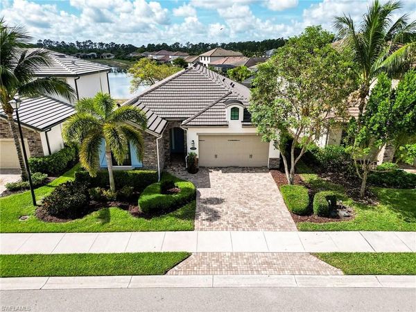 9209 Woodhurst DR , NAPLES, FL 34120