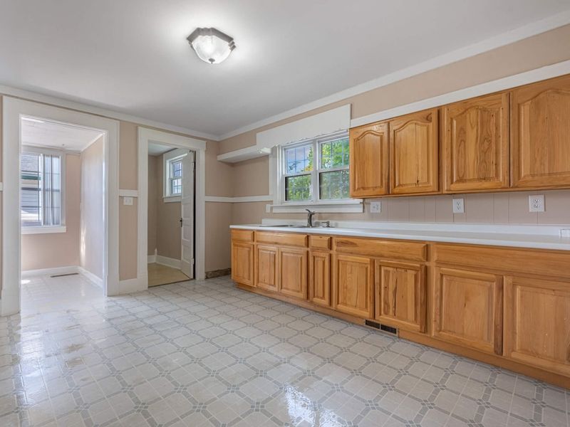 444 E Main Street, Saint Paris, OH 43072 Photo 12