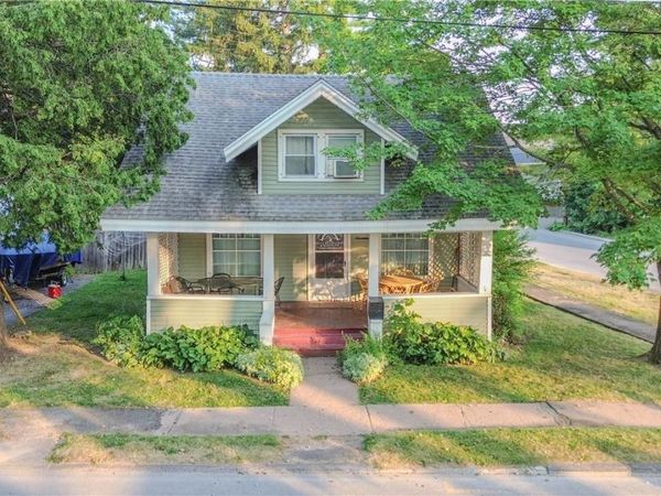 17 Crossmon Street , Alexandria Bay, NY 13607