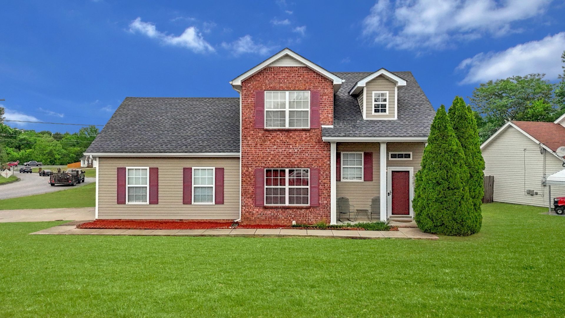 2101 Montgomery Ln, La Vergne, TN 37086 Main Photo