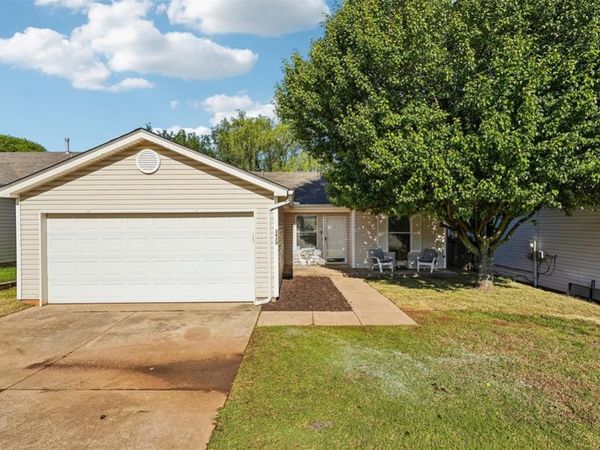 2420 Hunting Horse Trail, Norman, OK 73071