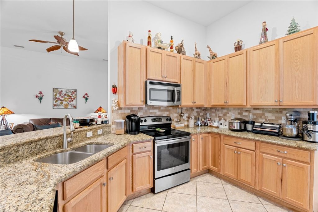 3385 Soft Breeze Circle, Melbourne, FL 32904 Photo