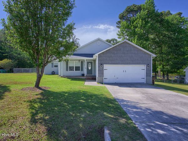 401 Harness Road, Jacksonville, NC 28546