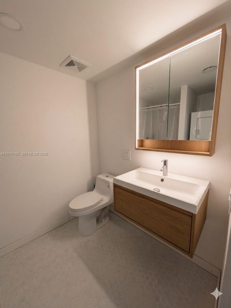 926 Michigan Ave , Unit 4, Miami Beach, FL 33139 Photo