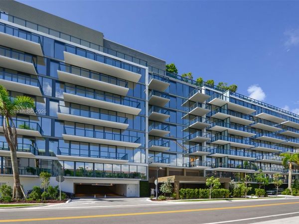 1177 Kane Concourse, Unit 204, Bay Harbor Islands, FL 33154