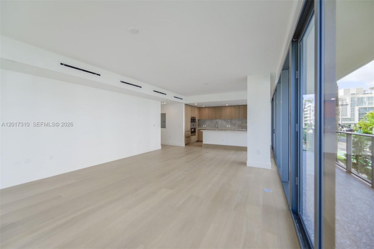1177 Kane Concourse, Unit 204, Bay Harbor Islands, FL 33154 Photo