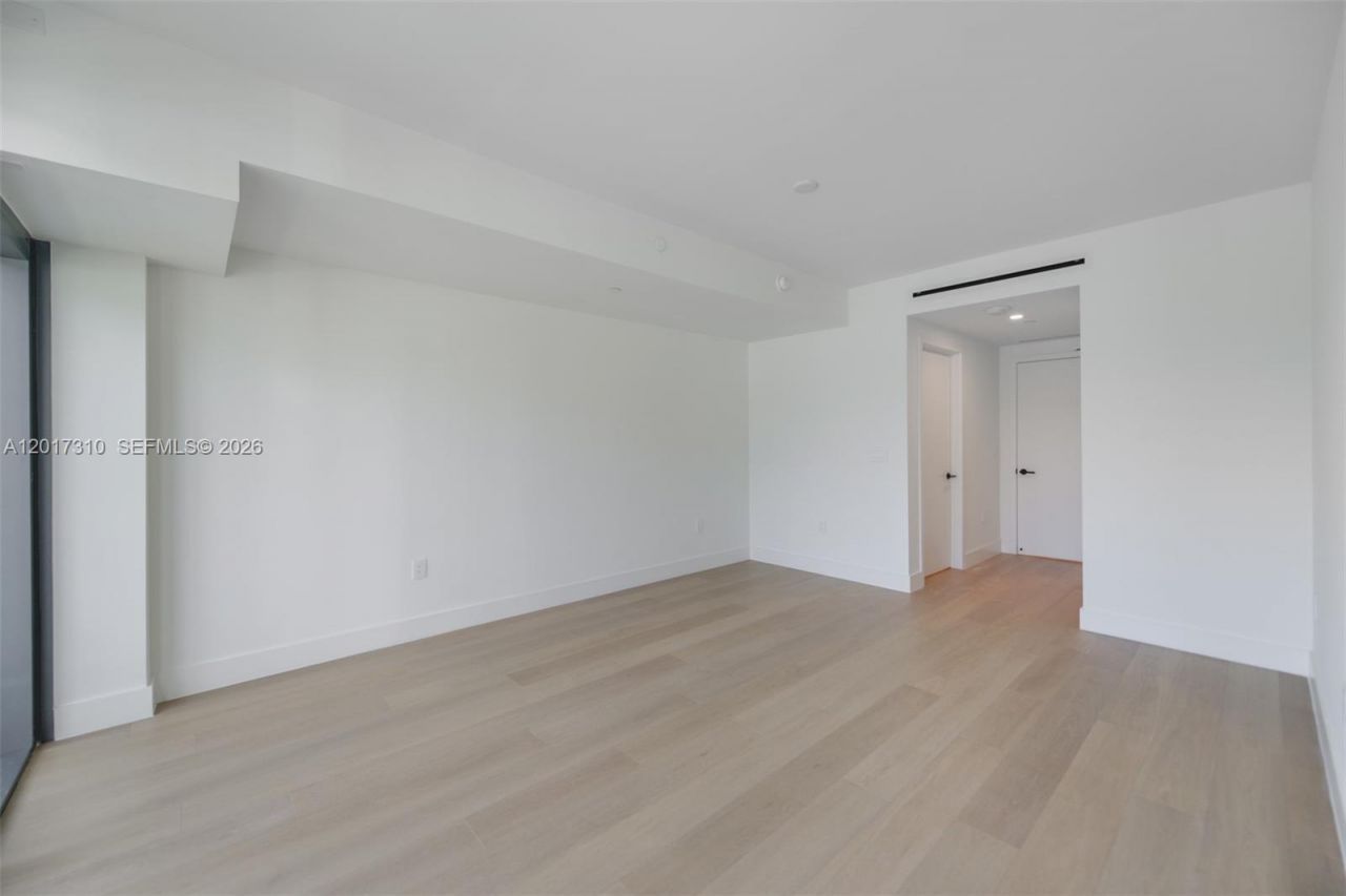 1177 Kane Concourse, Unit 204, Bay Harbor Islands, FL 33154 Photo
